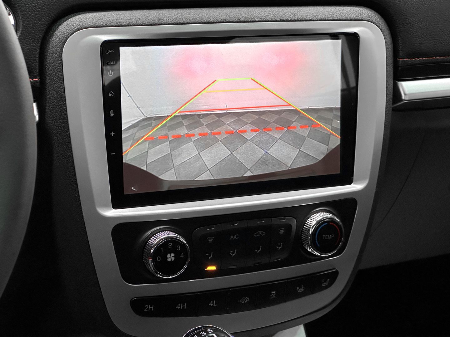 JAC T8 2.0d MT (139 л.с.) 4WD