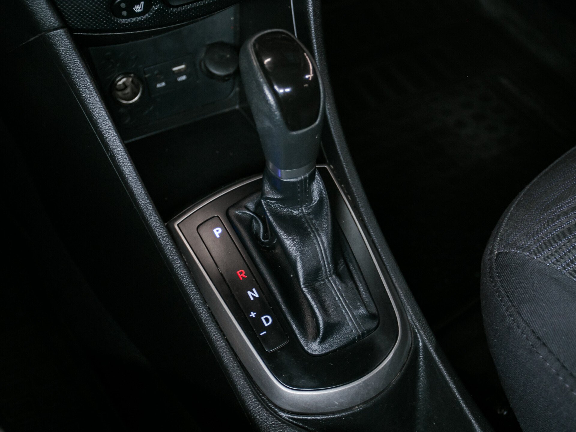 Hyundai Solaris, I Рестайлинг 1.6 AT (123 л.с.)