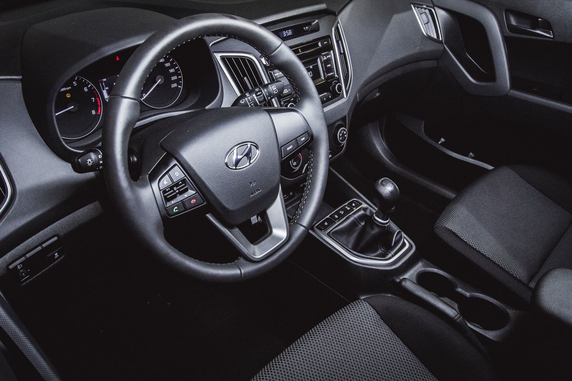 Hyundai Creta, I 1.6 MT (121 л.с.) 4WD