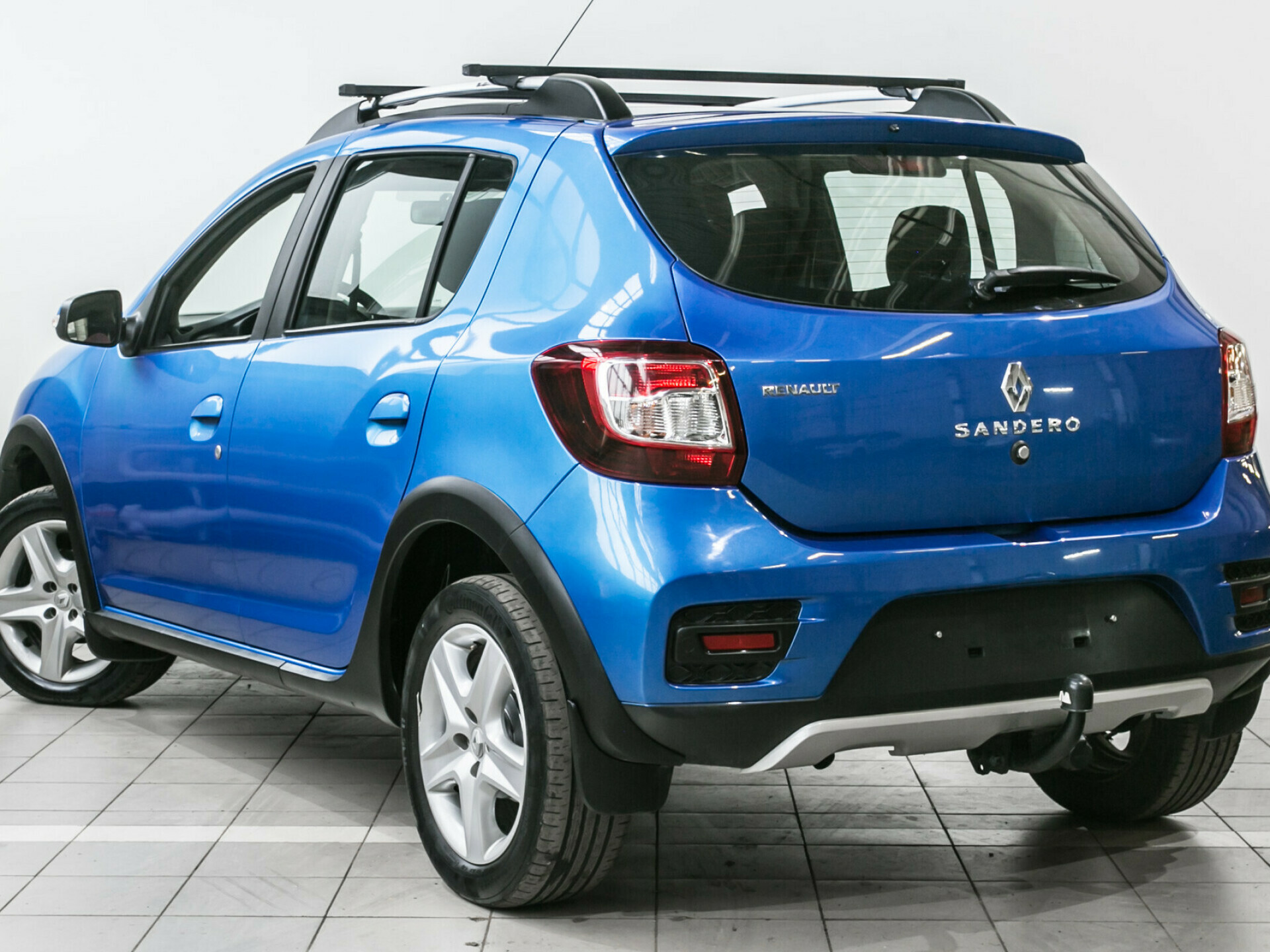 Renault Sandero, II Stepway 1.6 MT (82 л.с.)