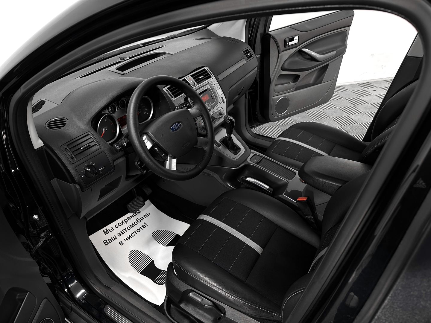 Ford Kuga, I 2.0d AMT (164 л.с.) 4WD