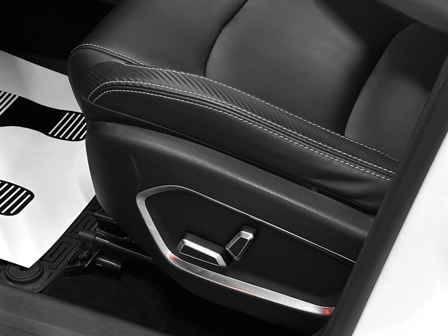 Geely Atlas Pro 1.5 AT (177 л.с.)