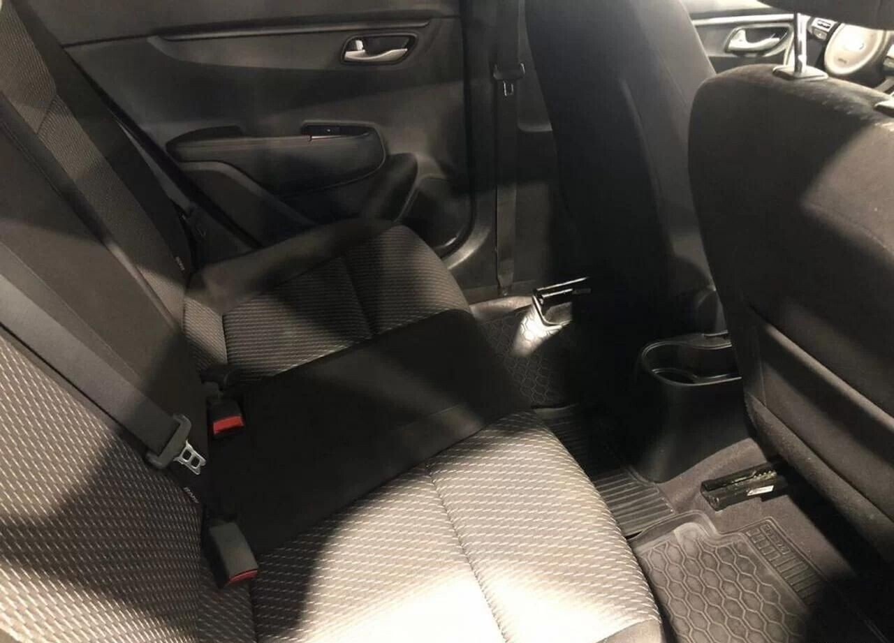 Kia Rio, IV X-Line 1.4 AT (100 л.с.)