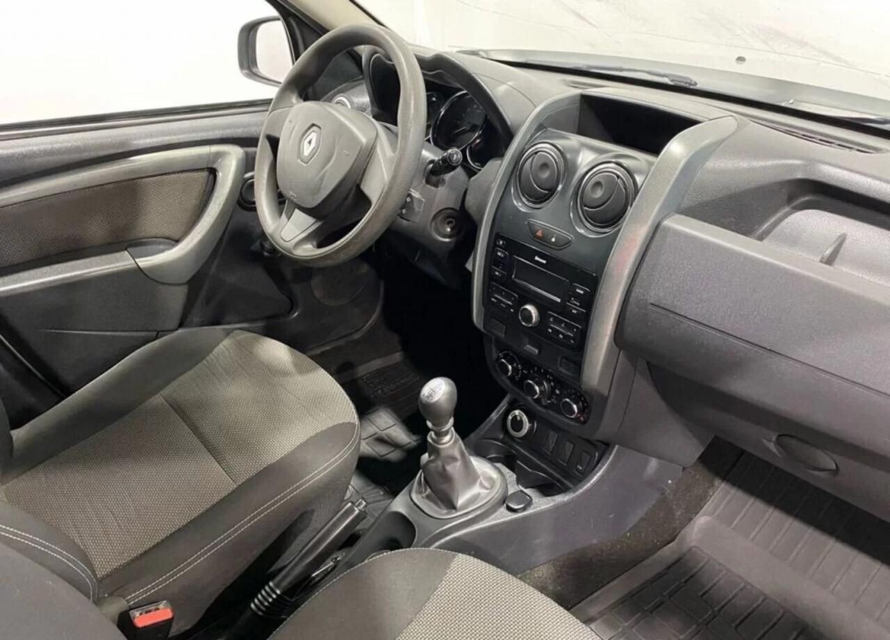 Renault Duster, I Рестайлинг 2.0 MT (143 л.с.) 4WD
