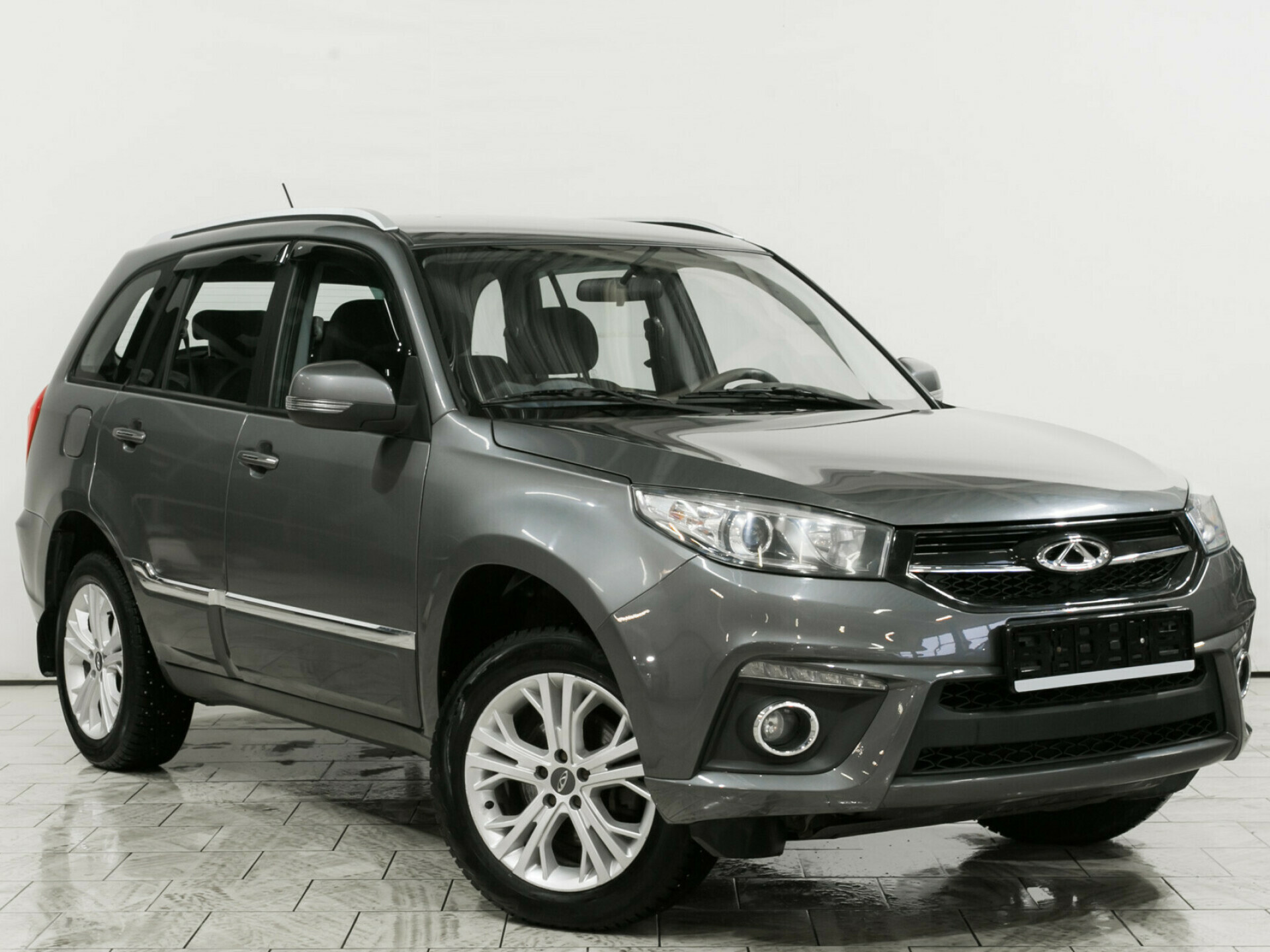 Chery Tiggo 3, I 1.6 MT (126 л.с.)