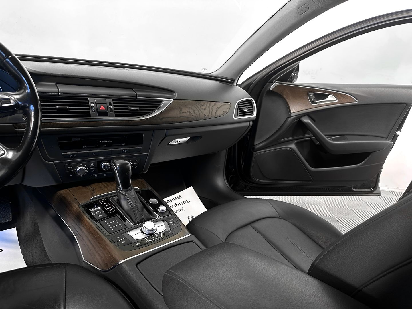 Audi A6, IV (C7) Рестайлинг 1.8 AMT (190 л.с.)