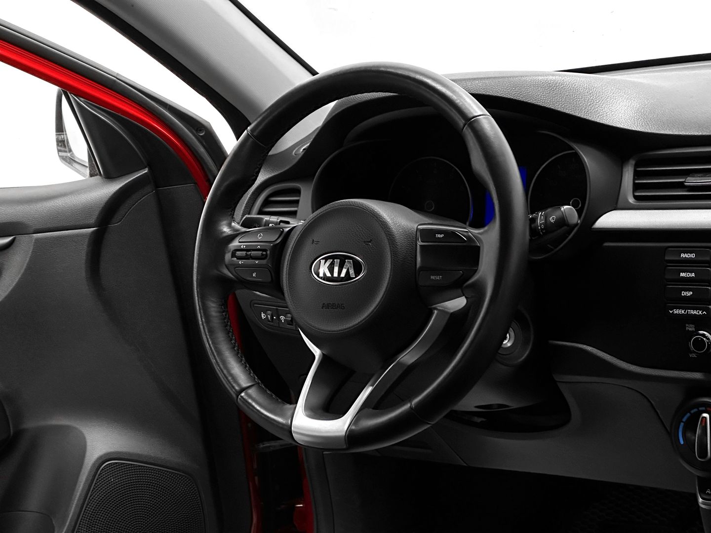 Kia Rio, IV 1.6 AT (123 л.с.)