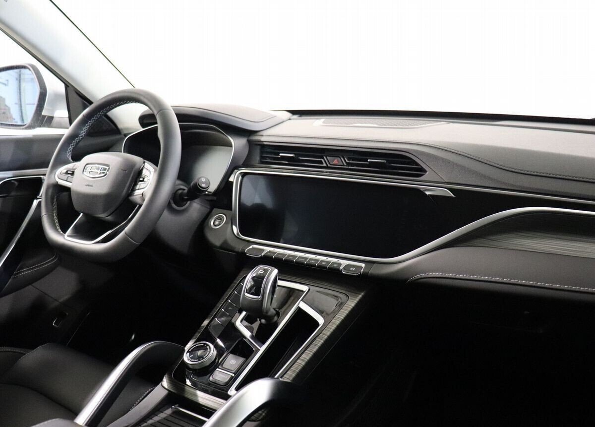 Geely Atlas Pro 1.5 AMT (177 л.с.) 4WD