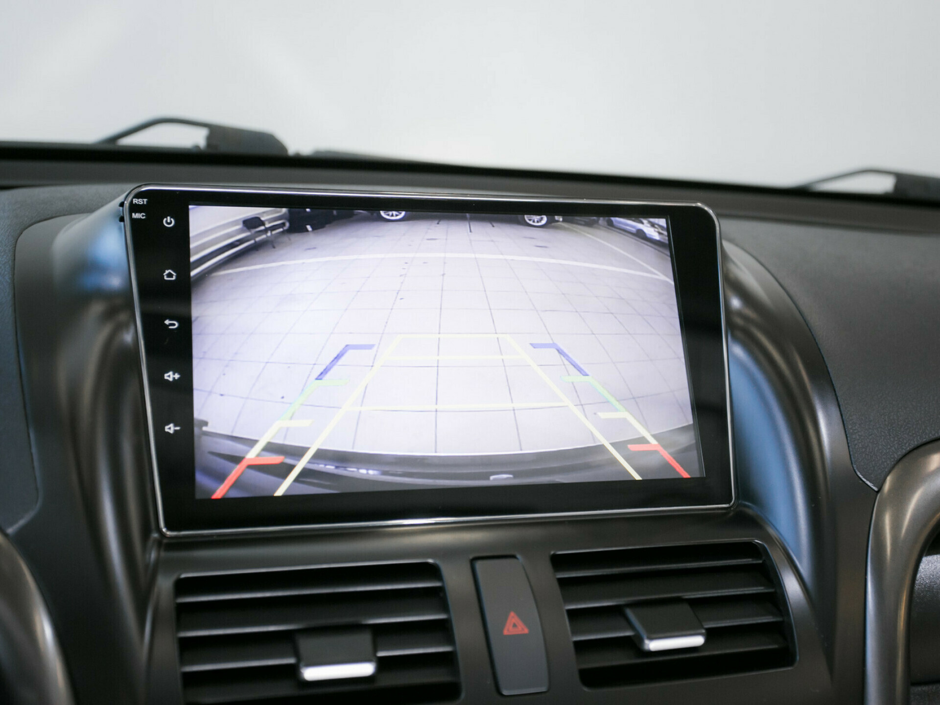 FAW Besturn X80, I 2.0 AT (142 л.с.)