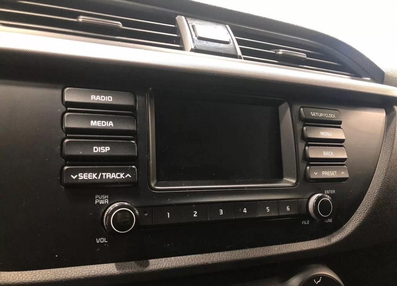 Kia Rio, IV X-Line 1.4 AT (100 л.с.)