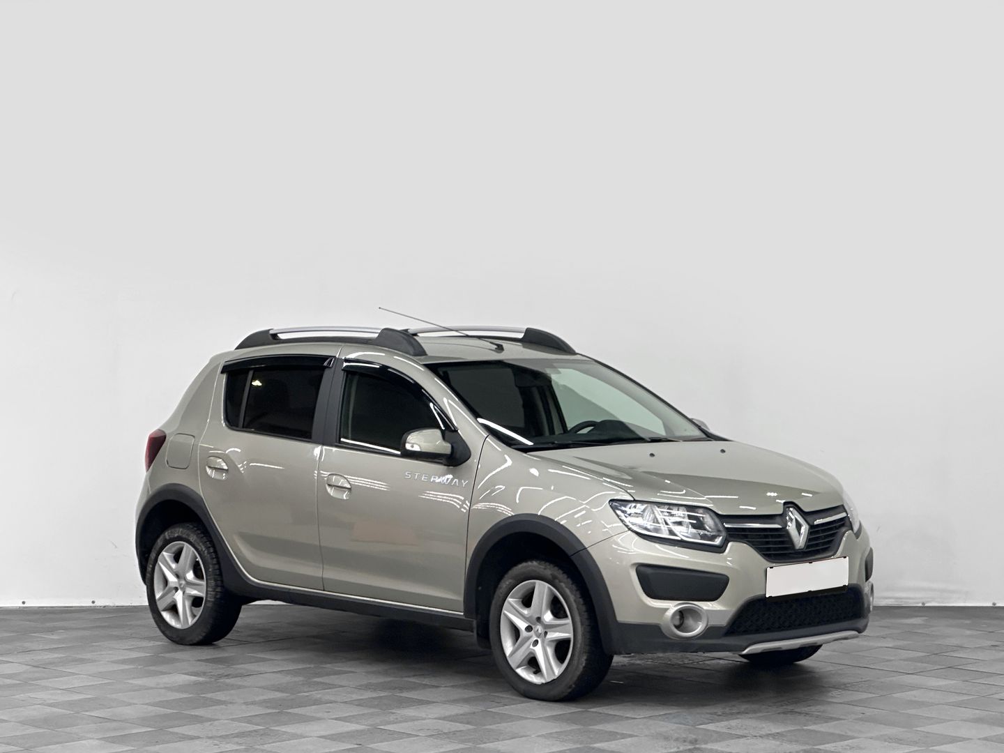 Renault Sandero, II Stepway 1.6 MT (113 л.с.)