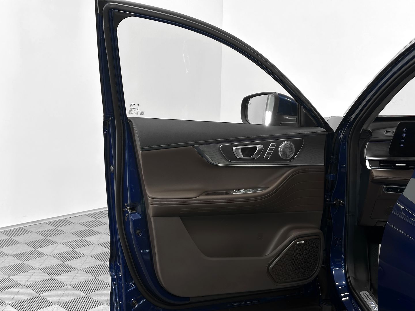 Chery Tiggo 8 Pro Max, I Рестайлинг 2.0 AMT (197 л.с.) 4WD