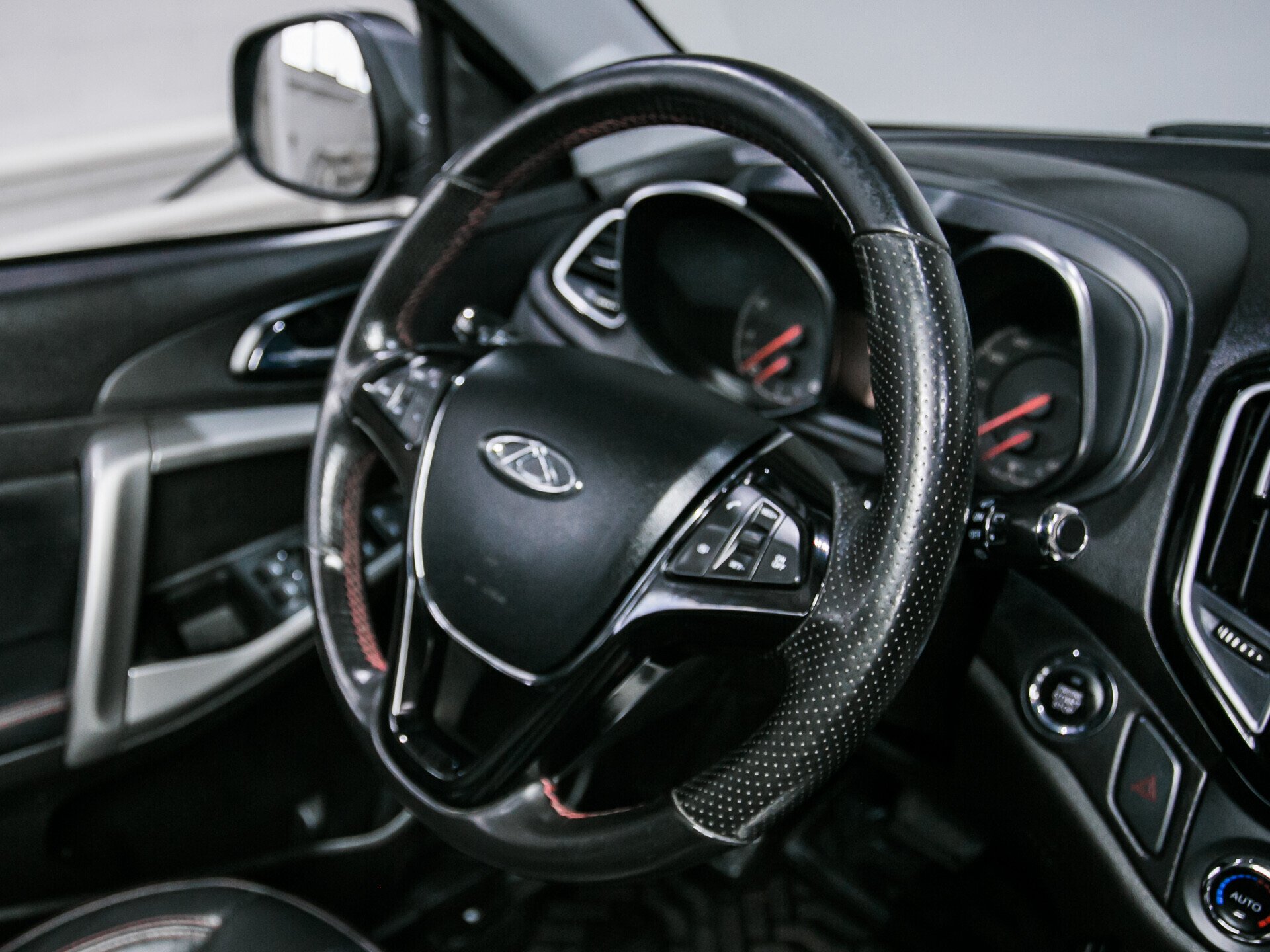 Chery Tiggo 5, I Рестайлинг 2.0 CVT (136 л.с.)