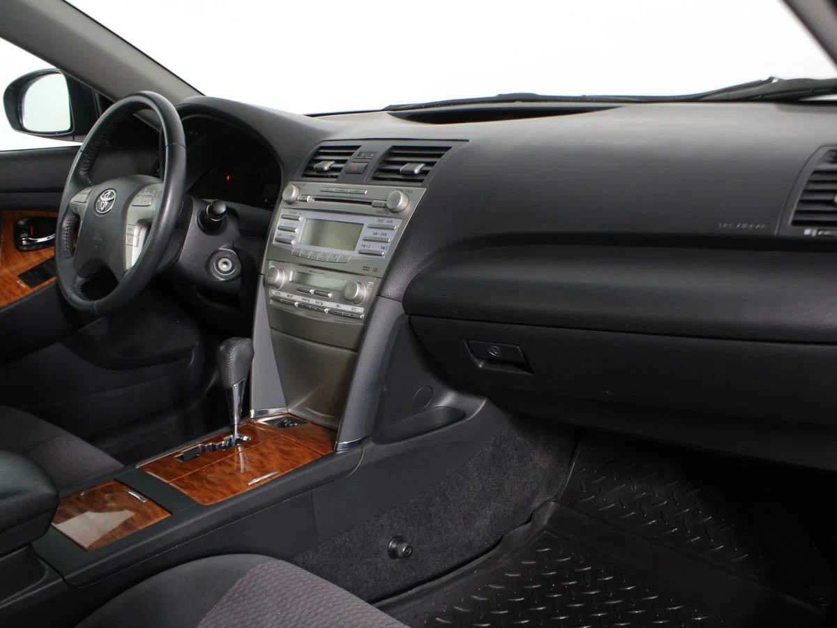 Toyota Camry, VI (XV40) Рестайлинг 2.4 AT (167 л.с.) 4WD