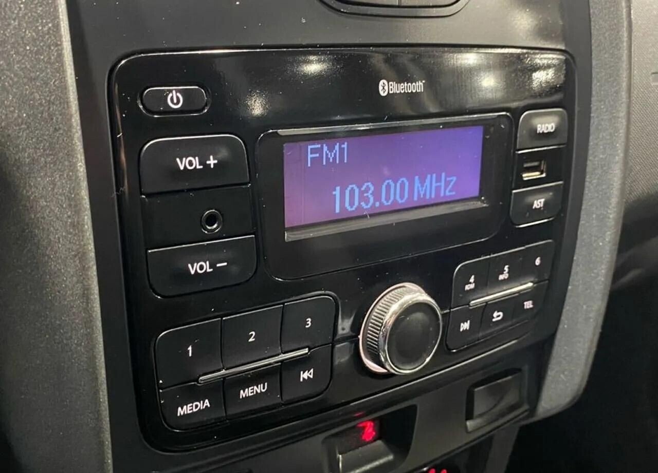 Renault Duster, I Рестайлинг 2.0 MT (143 л.с.) 4WD