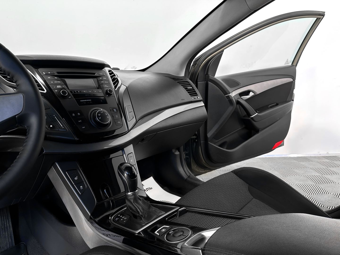 Hyundai i40, I 2.0 AT (150 л.с.)