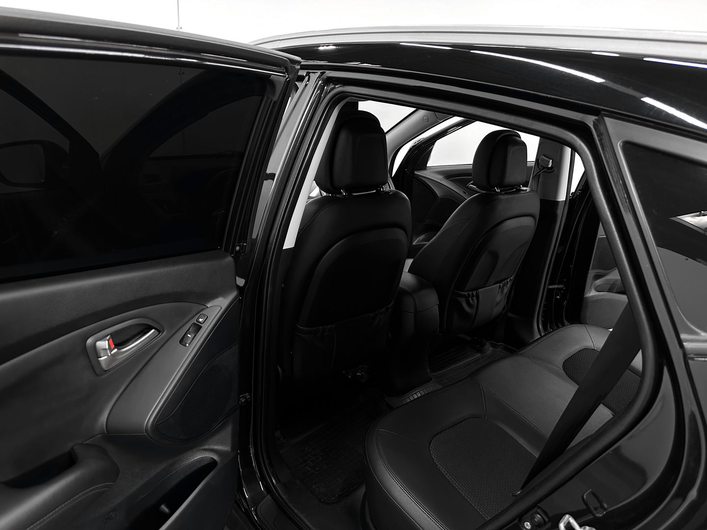 Hyundai ix35, I 2.0 AT (150 л.с.)