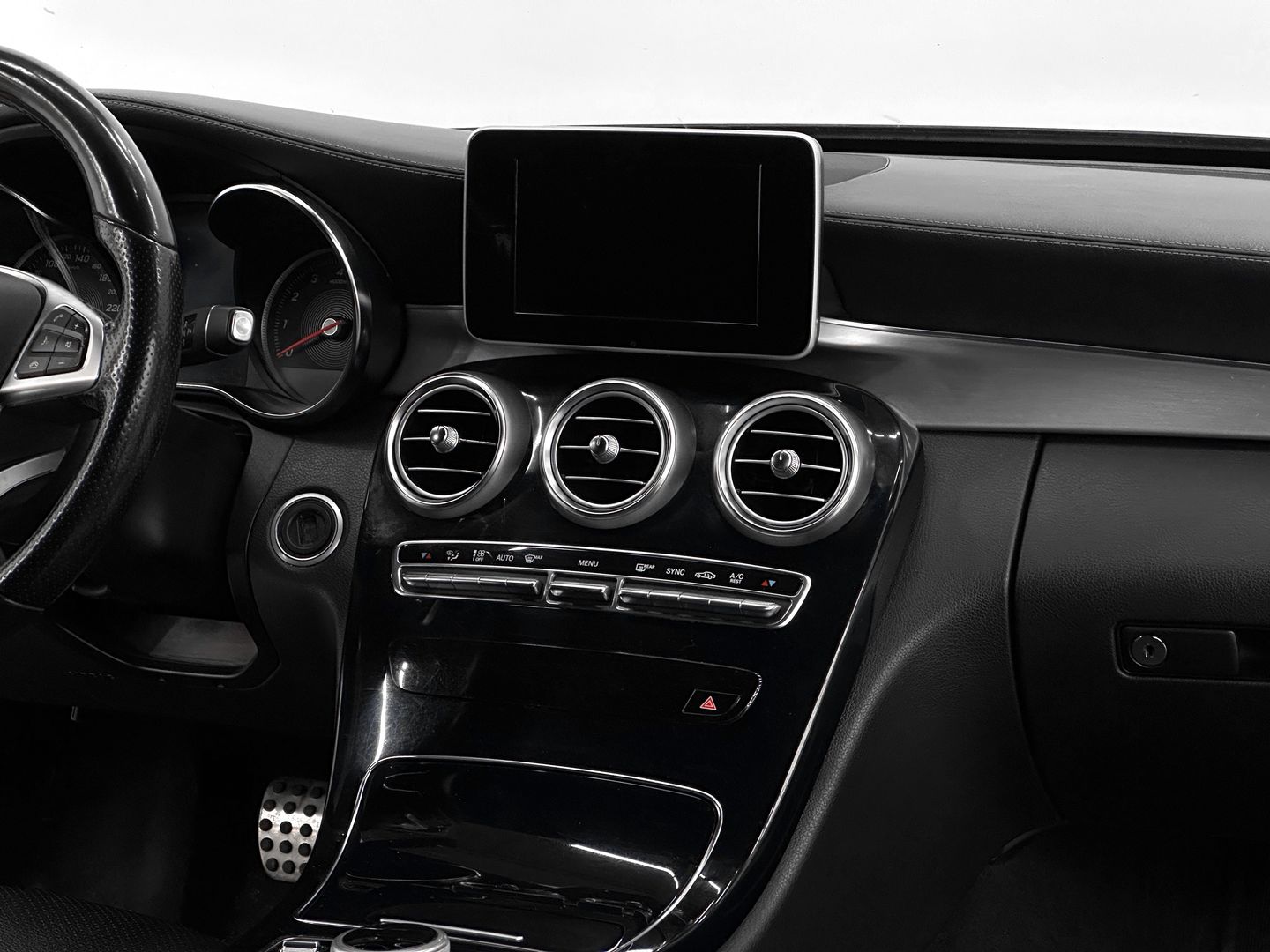 Mercedes-Benz C-Класс, IV (W205) 180 1.6 AT (156 л.с.)