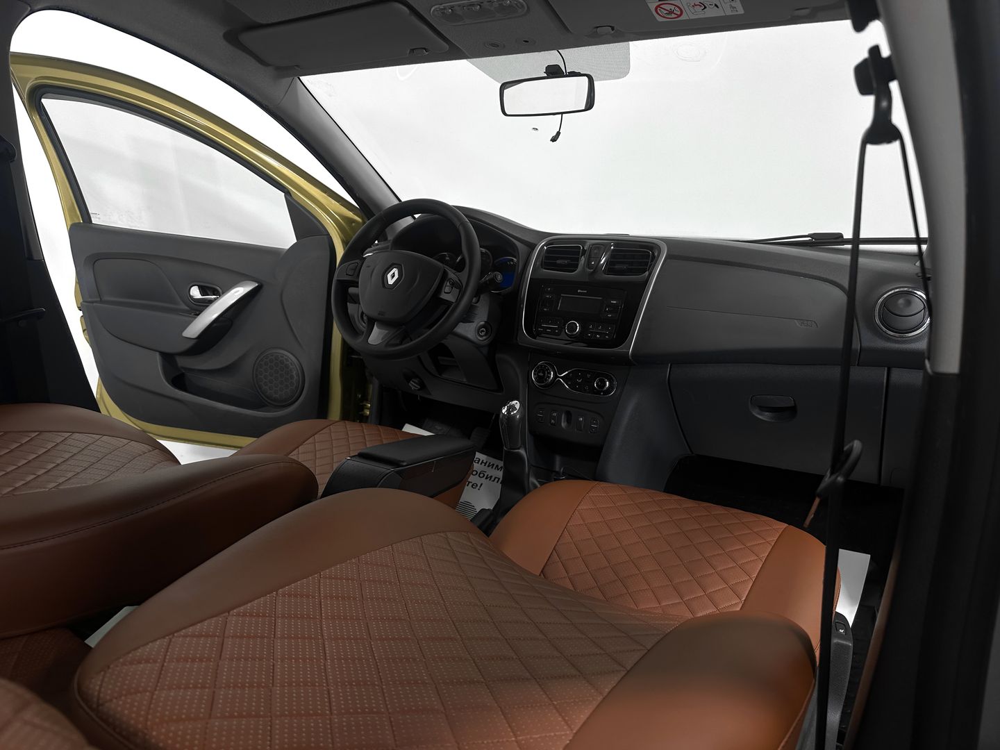 Renault Sandero, II Stepway 1.6 MT (113 л.с.)