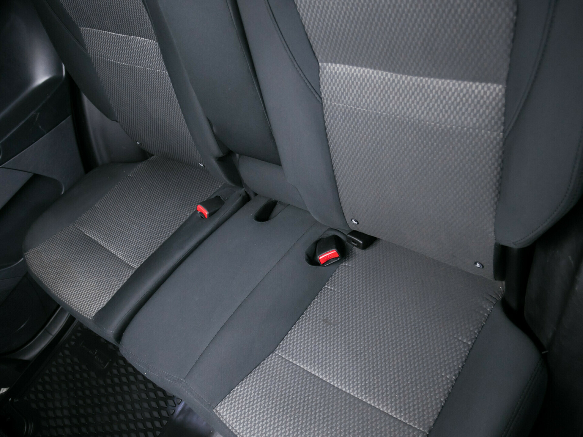 Geely Emgrand X7, I 2.0 MT (139 л.с.)