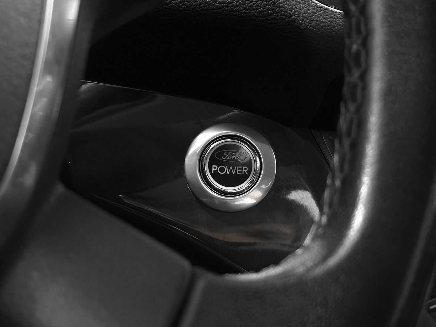 Ford Kuga, II 1.6 AT (150 л.с.) 4WD