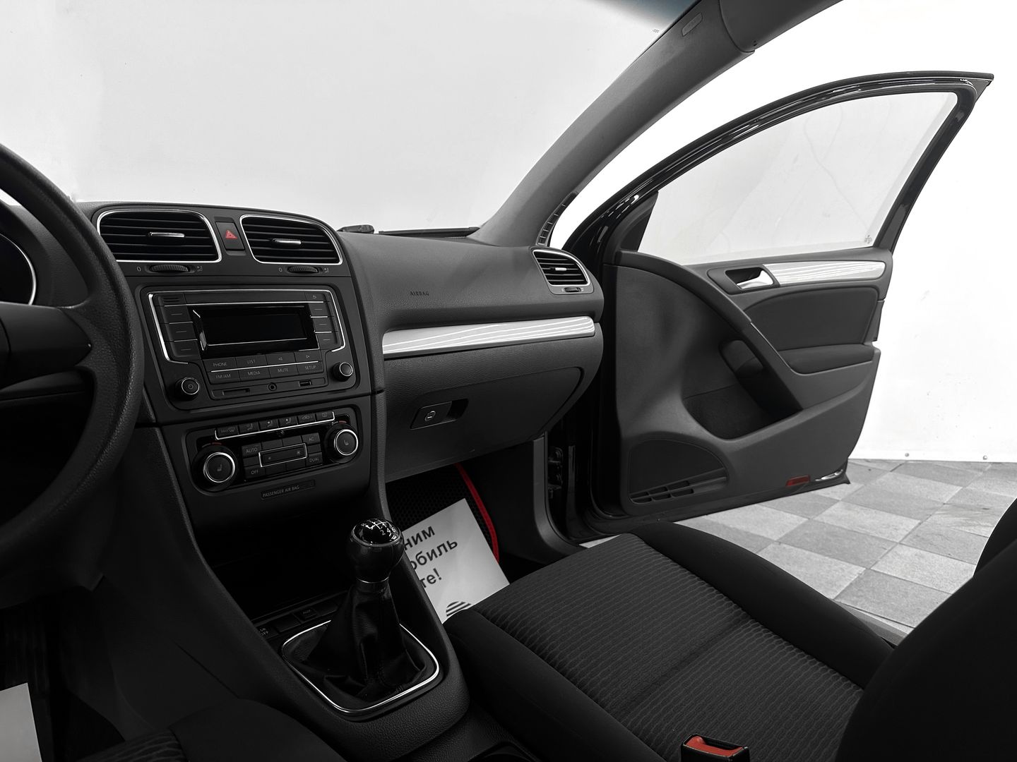 Volkswagen Golf, VI 1.4 MT (122 л.с.)