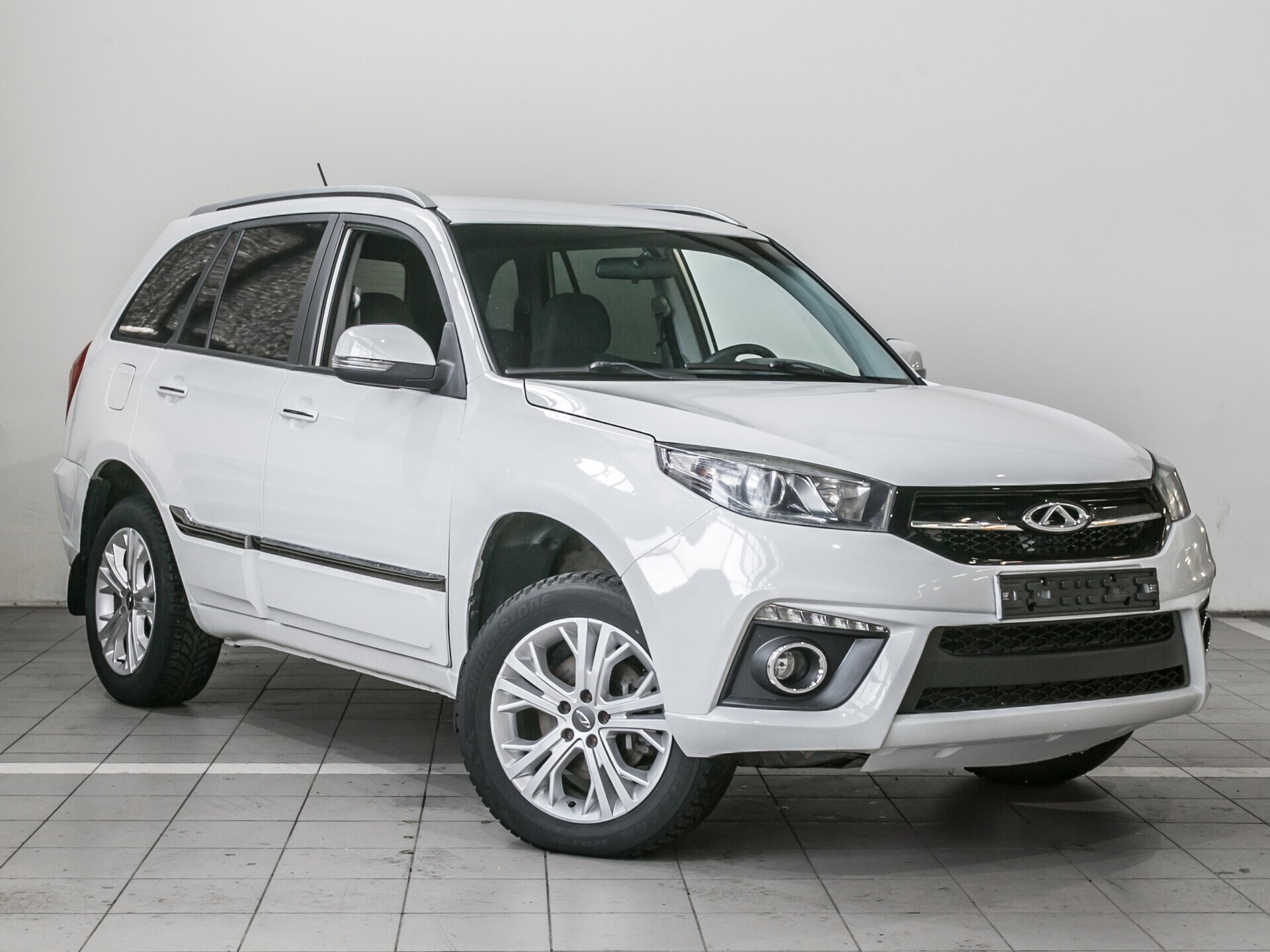 Chery Tiggo 3, I 1.6 MT (126 л.с.)