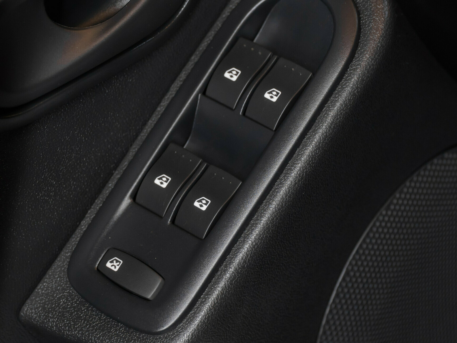 Renault Duster, I 2.0 AT (135 л.с.) 4WD