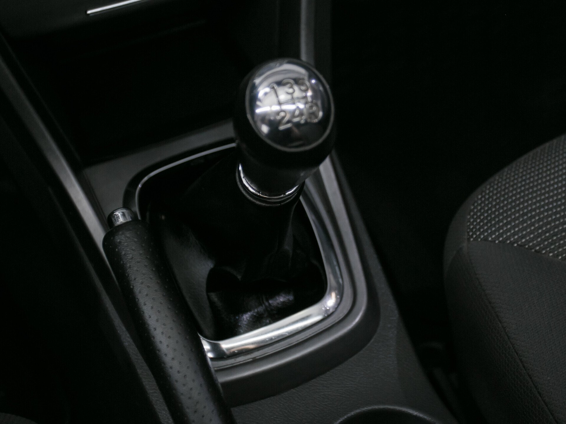 Chery Tiggo (T11), I Рестайлинг (FL) 1.9 MT (132 л.с.)