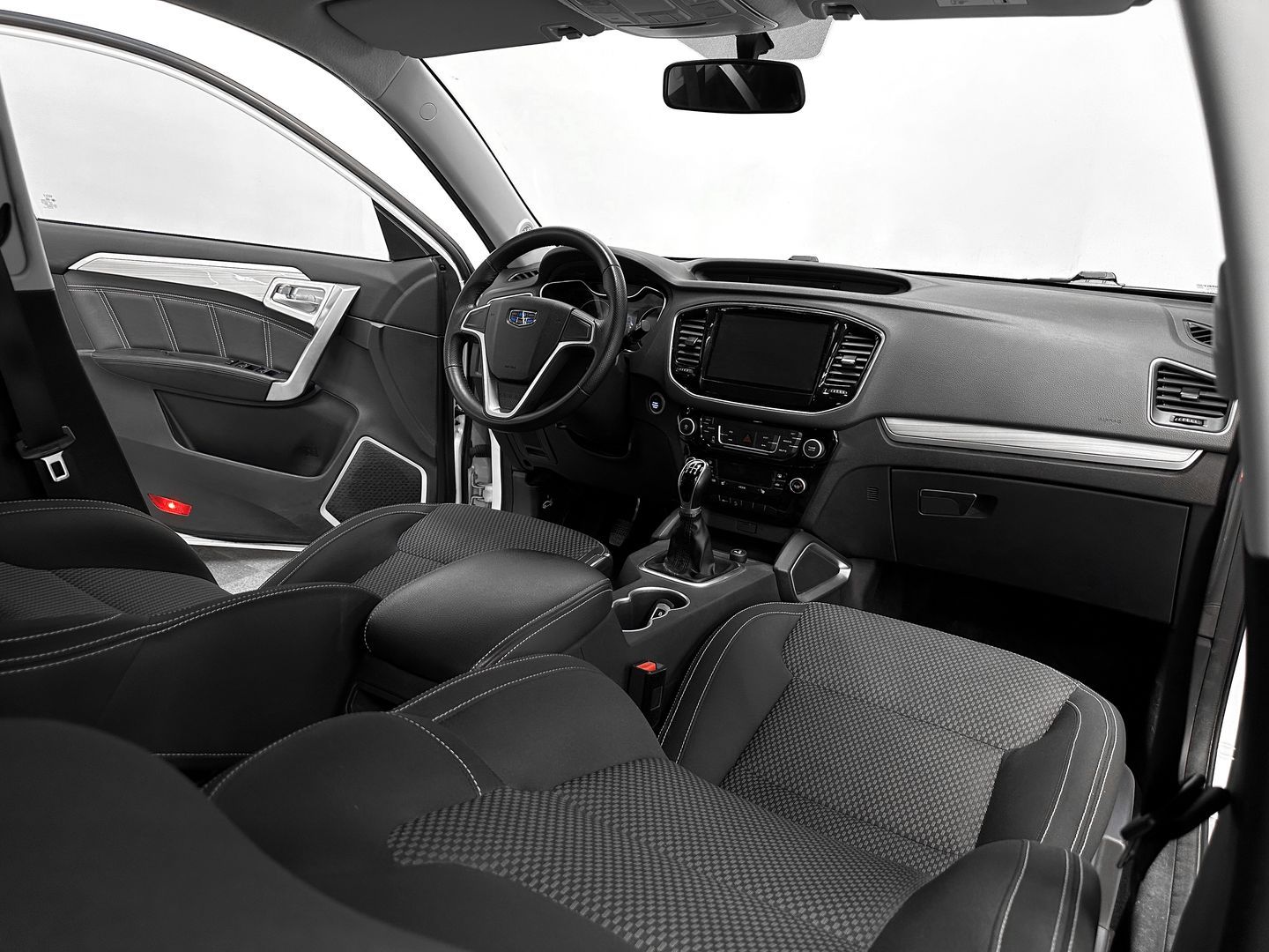 Geely Emgrand X7, I Рестайлинг 2 1.8 MT (131 л.с.)