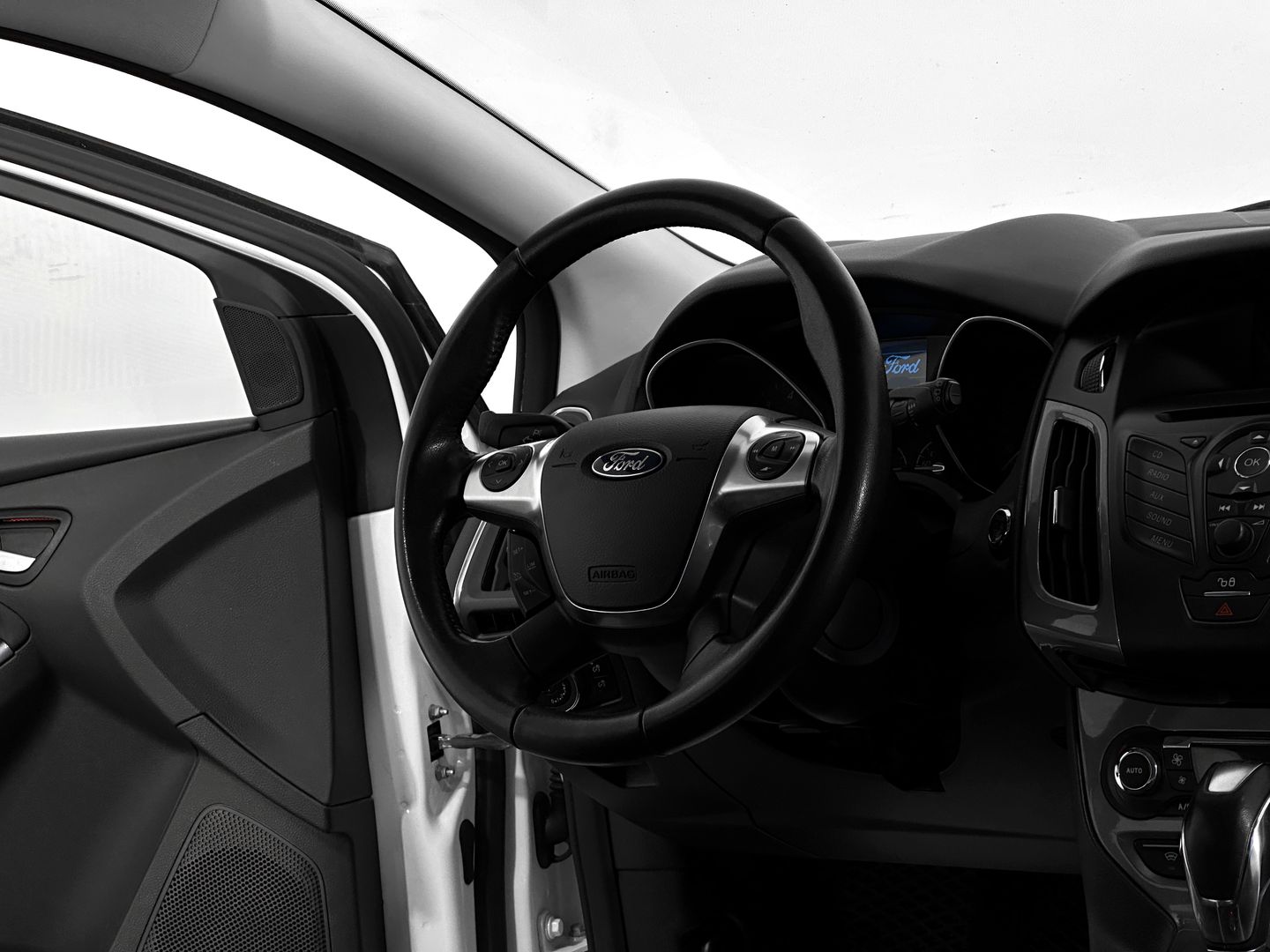 Ford Focus, III 1.6 AMT (125 л.с.)