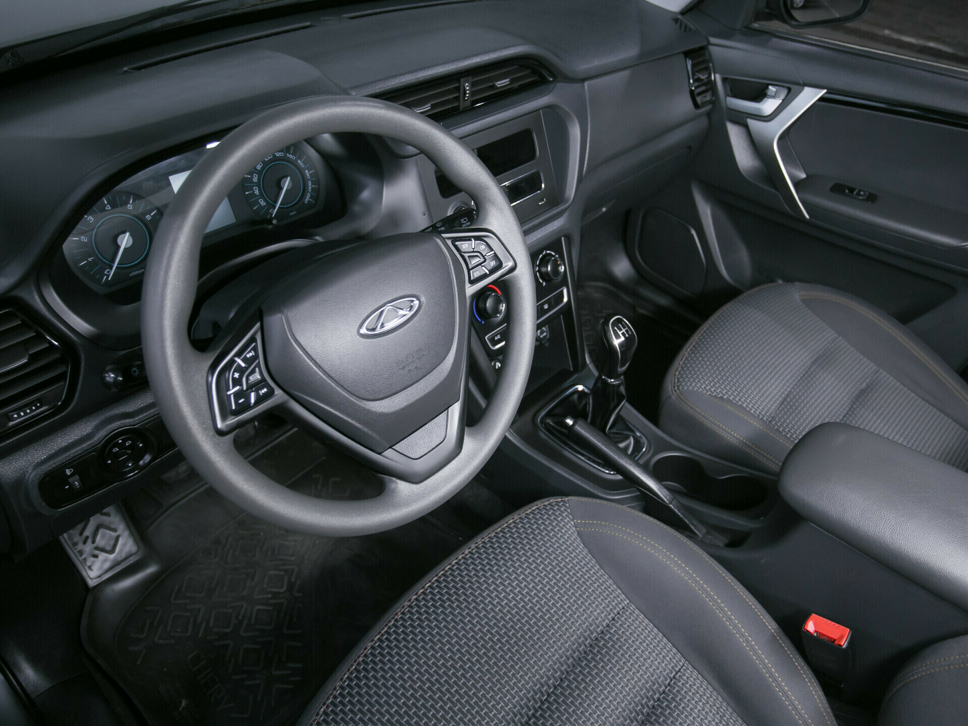 Chery Tiggo 3, I 1.6 MT (126 л.с.)