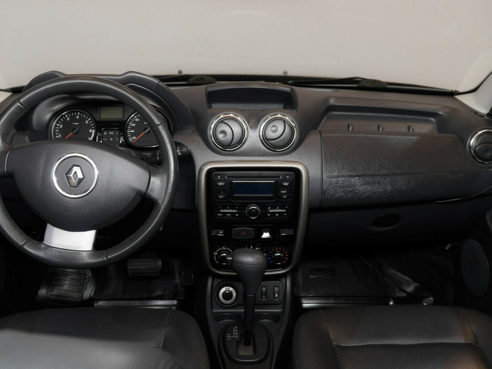 Renault Duster, I 2.0 AT (135 л.с.) 4WD