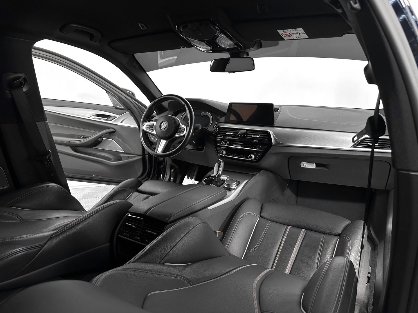 BMW 5 серии, VII (G30/G31) 520d 2.0d AT (190 л.с.)