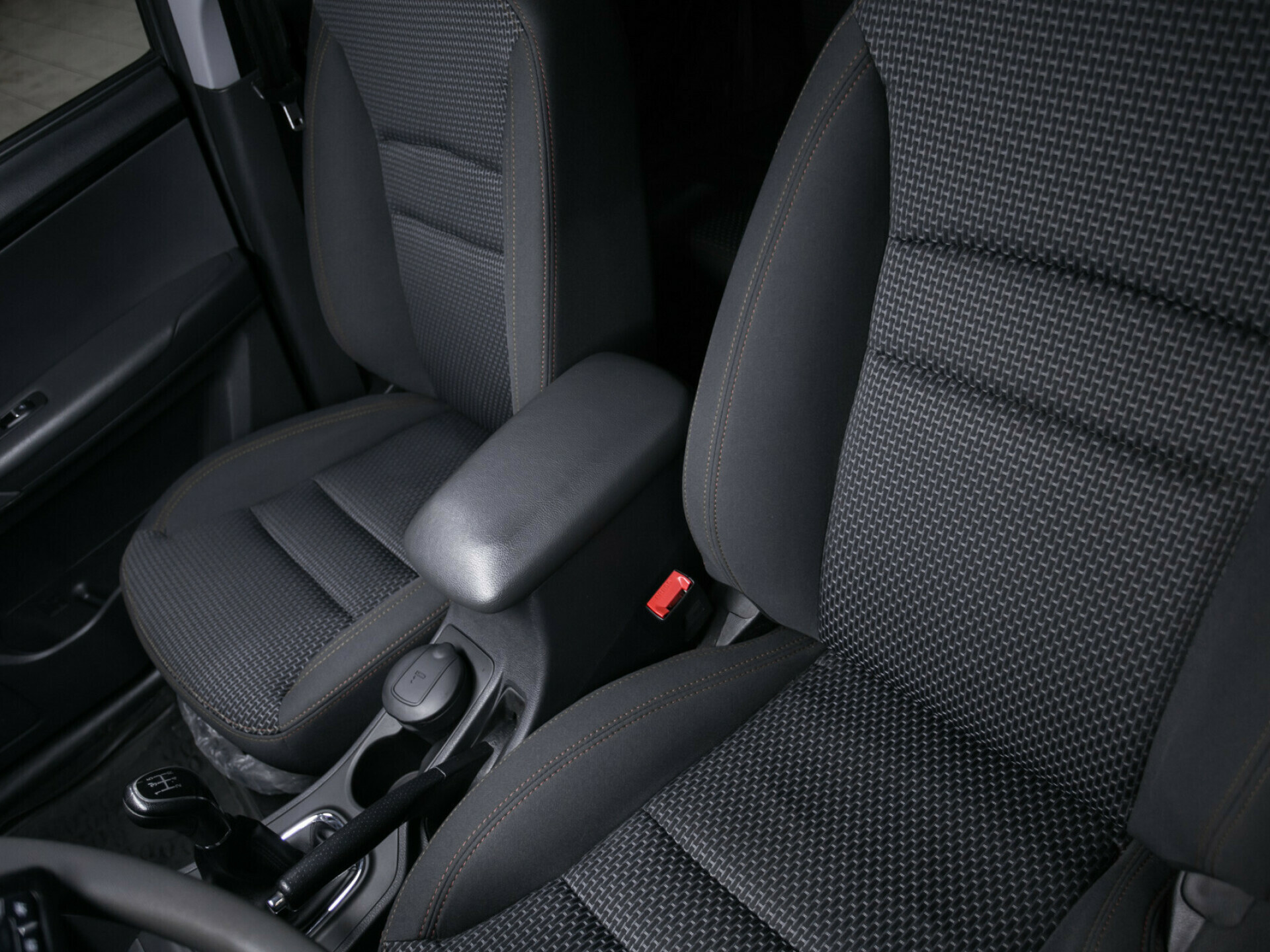 Chery Tiggo 3, I 1.6 MT (126 л.с.)