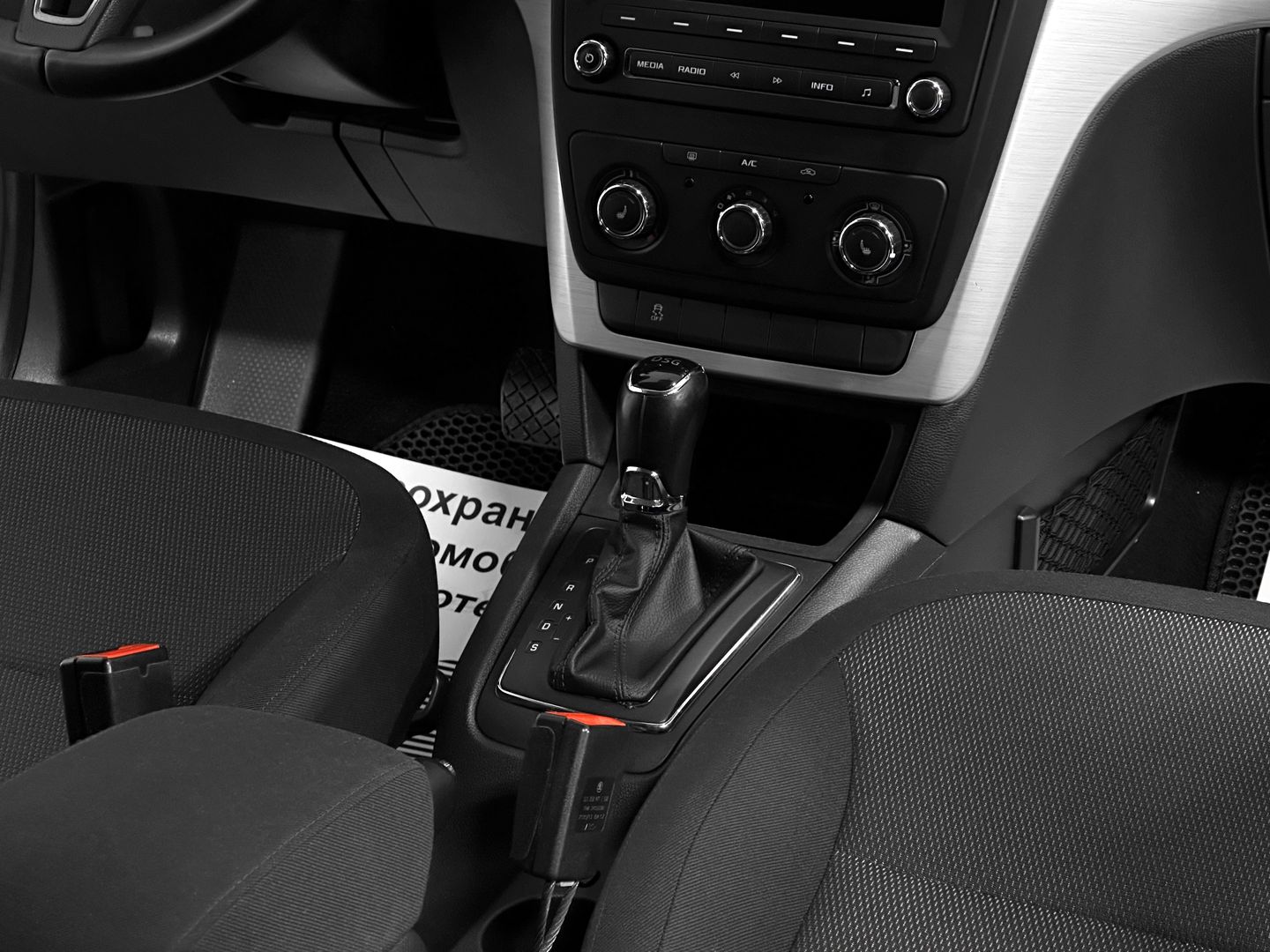 Skoda Yeti, I 1.4 AMT (122 л.с.)