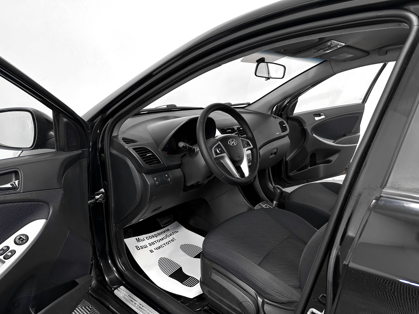 Hyundai Solaris, I 1.6 AT (123 л.с.)