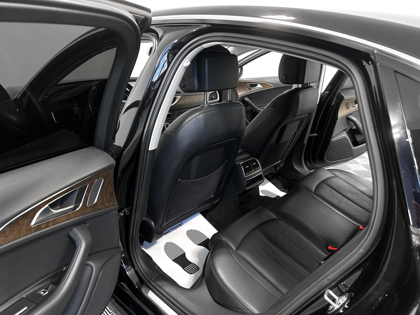 Audi A6, IV (C7) Рестайлинг 1.8 AMT (190 л.с.)