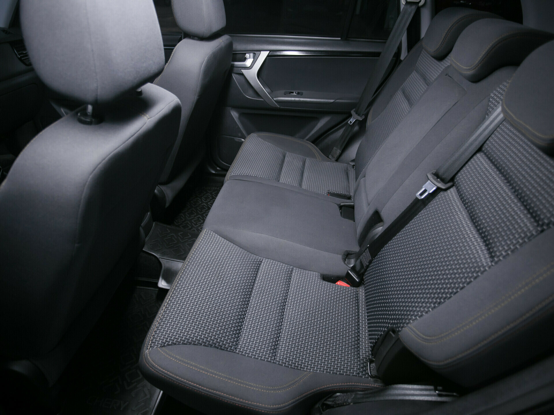 Chery Tiggo 3, I 1.6 MT (126 л.с.)