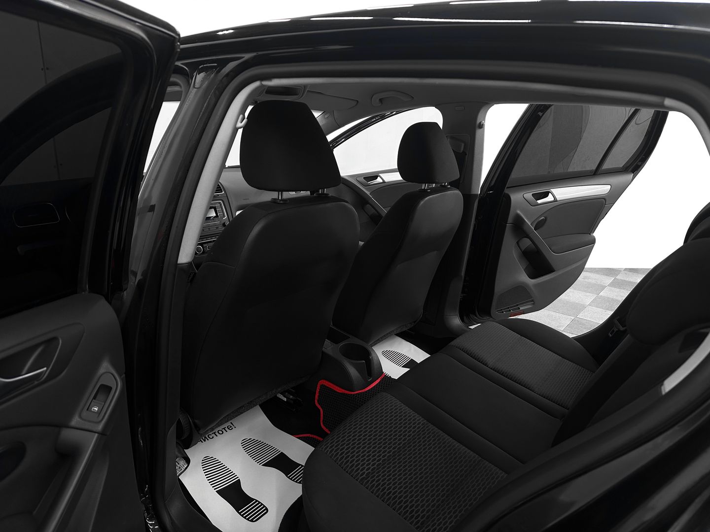 Volkswagen Golf, VI 1.4 MT (122 л.с.)