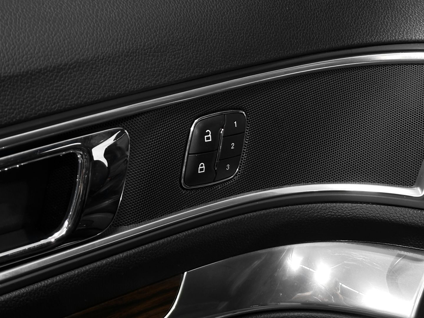 Ford Explorer, V Рестайлинг 3.5 AT (249 л.с.) 4WD