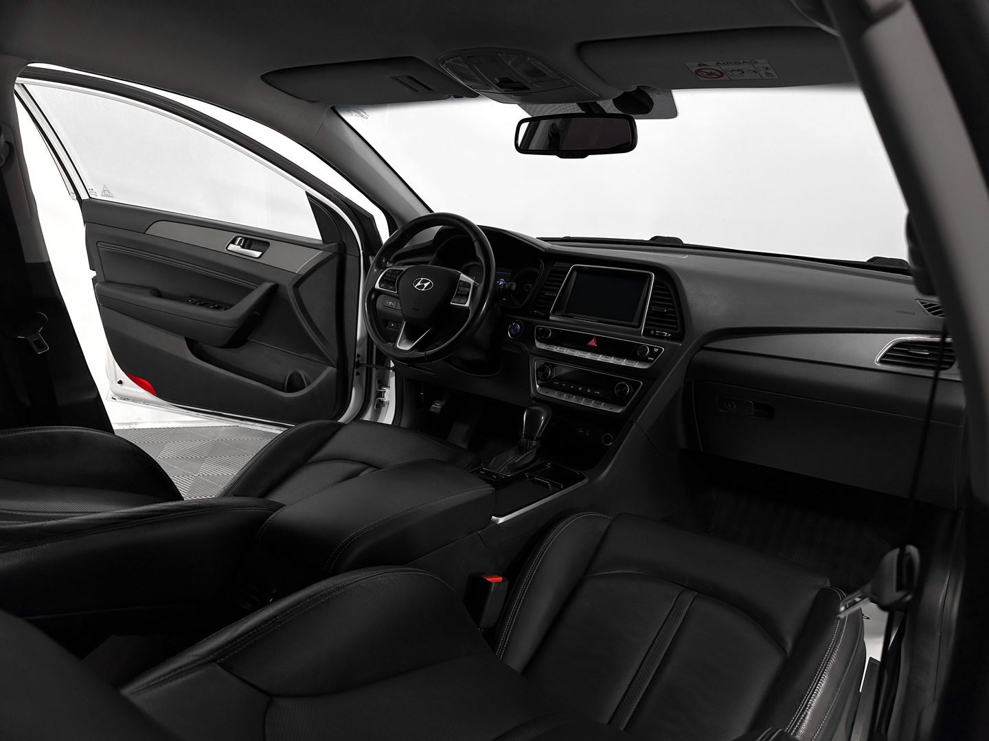 Hyundai Sonata, VII (LF) Рестайлинг 2.0 AT (150 л.с.)