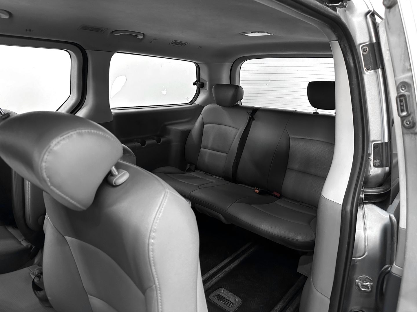 Hyundai Grand Starex, I 2.5d AT (145 л.с.)