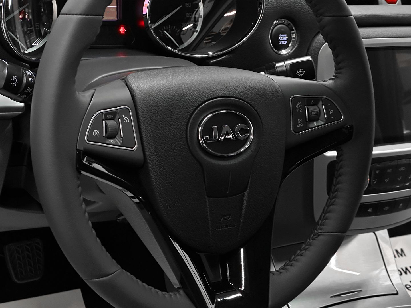 JAC T8 2.0d MT (139 л.с.) 4WD