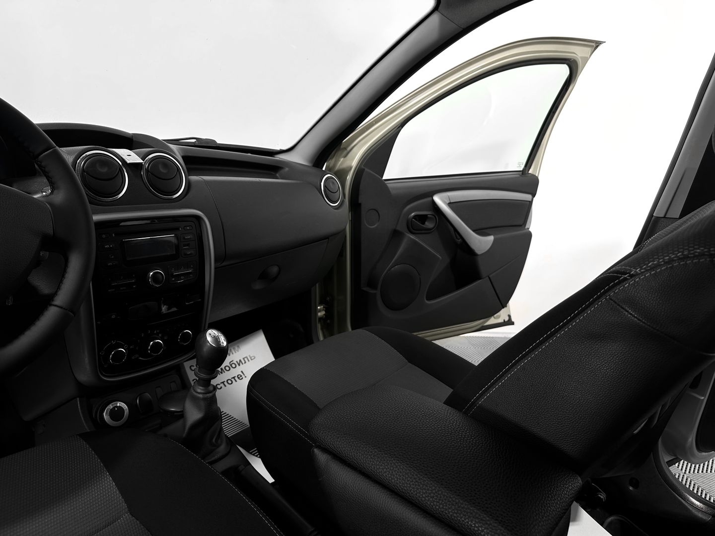 Renault Duster, I 2.0 MT (135 л.с.) 4WD