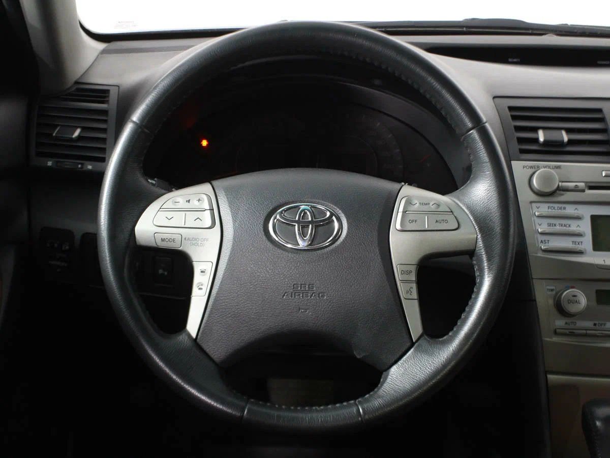 Toyota Camry, VI (XV40) Рестайлинг 2.4 AT (167 л.с.) 4WD