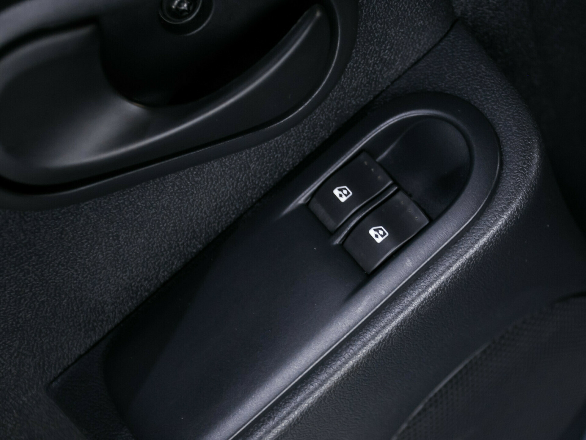 Renault Duster, I 2.0 MT (135 л.с.) 4WD