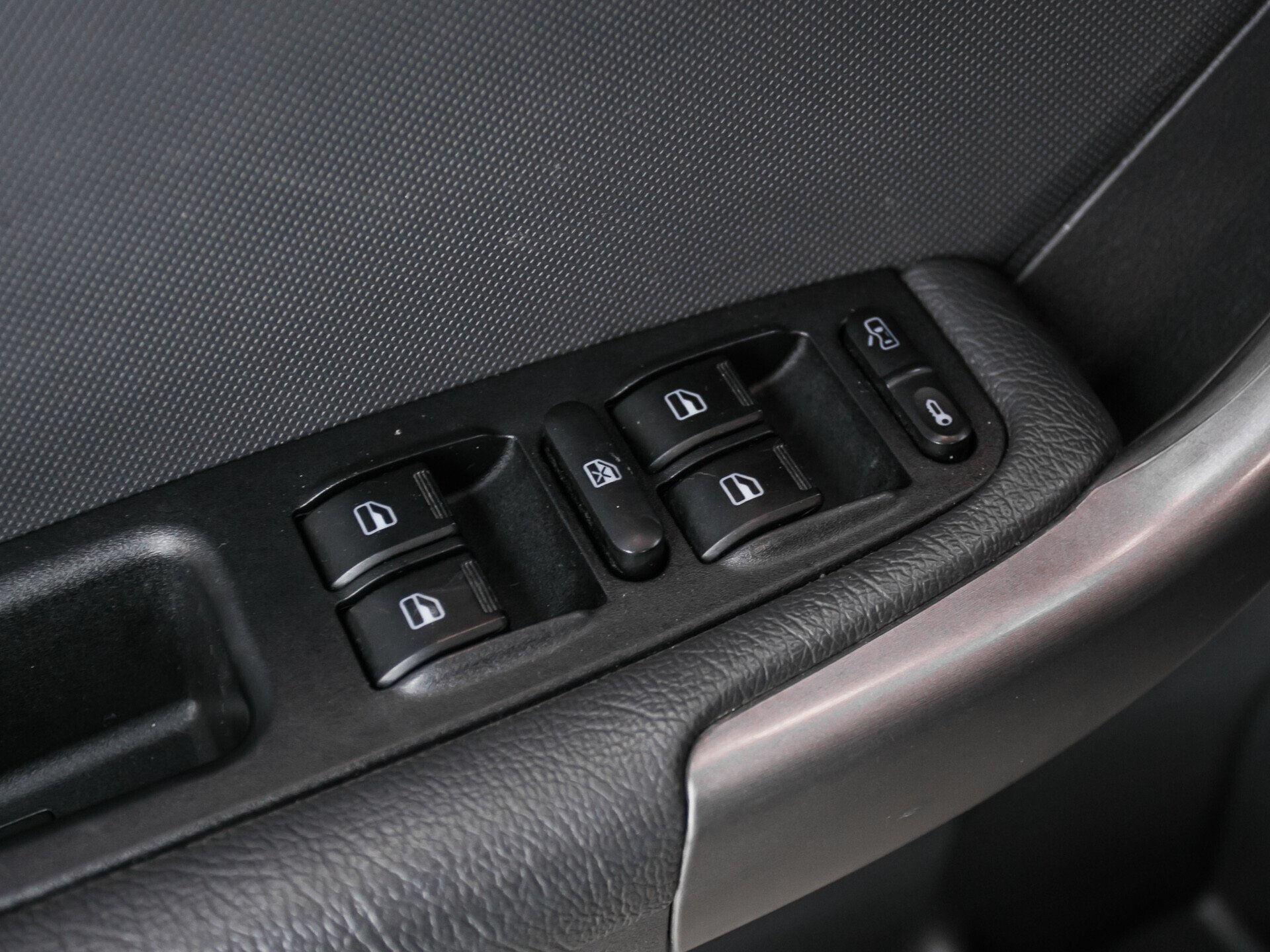 Chery Tiggo (T11), I Рестайлинг (FL) 1.9 MT (132 л.с.)