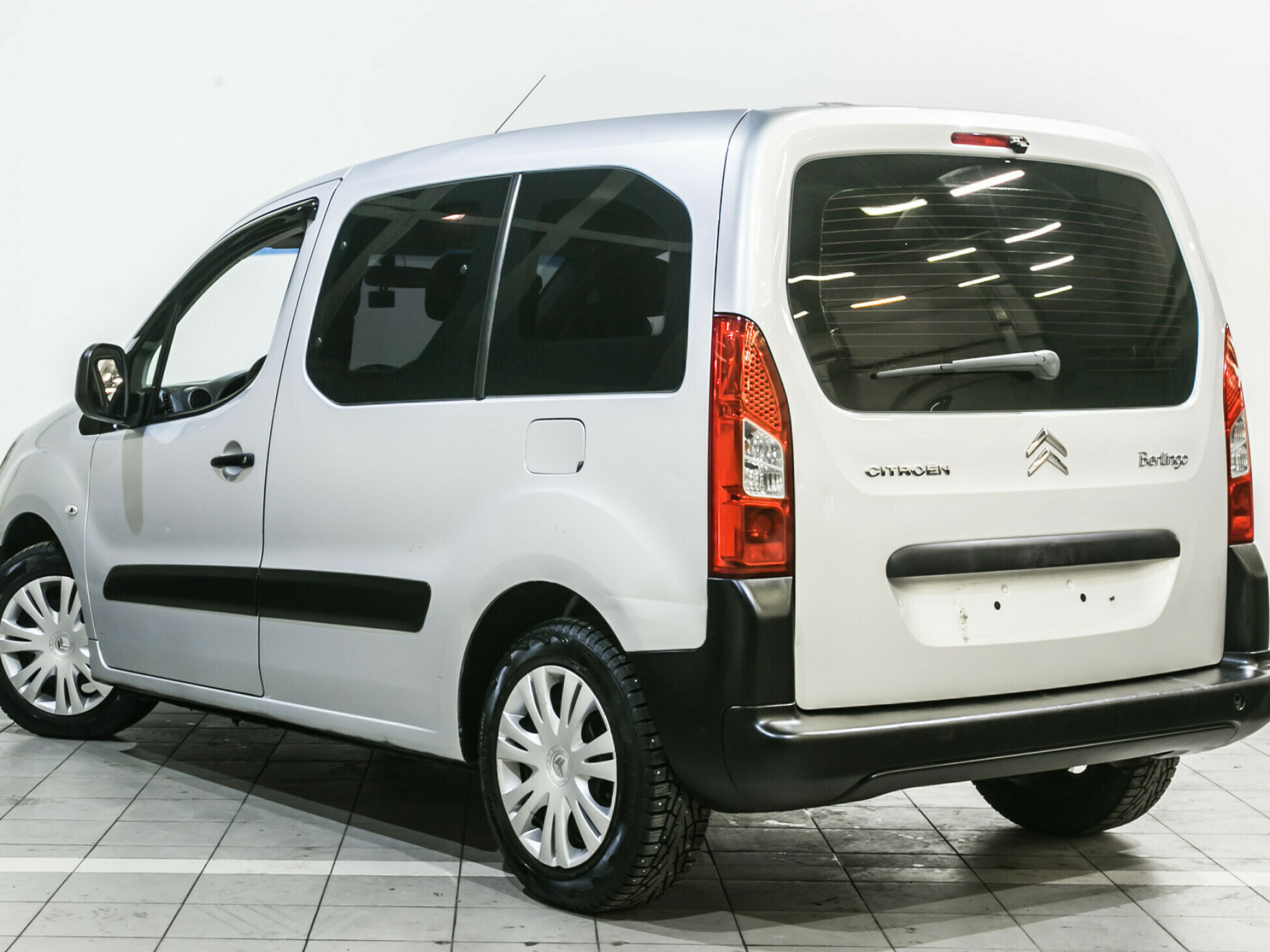 Citroen Berlingo, II 1.6 MT (90 л.с.)