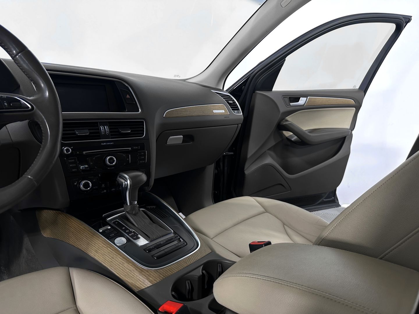 Audi Q5, I (8R) Рестайлинг 2.0 AT (225 л.с.) 4WD